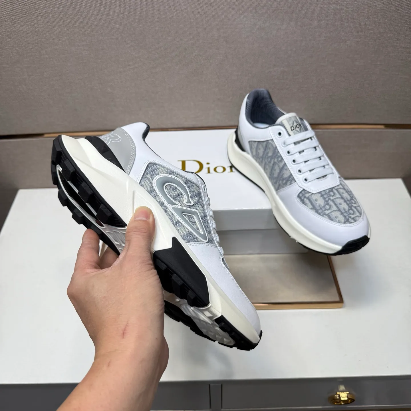 ⬛️Men's shoes💰p442 [Dior~] Men's casual shoes 2025z cabinet sales simultaneously 🔶Size: 38-44#️⃣ 🔷2 colors🔜The upper is made of multi-material splicing➕Mesh lining, comfortable and breathable, sole: original comfortable and wear-resistant outsole, ⚠️real thing📱photographed🎬real thing is better📢📢📢